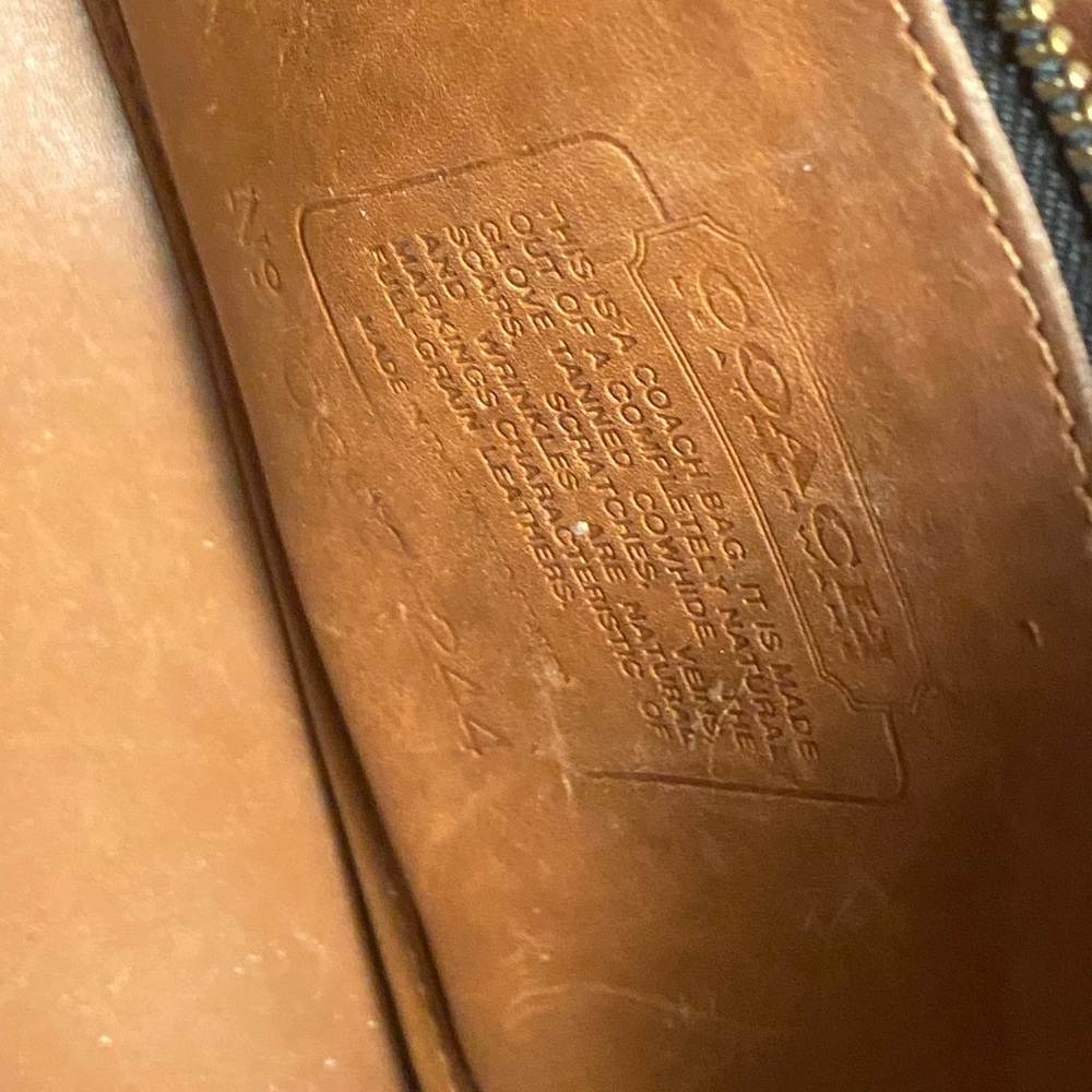 Coach British Tan Leather Shoulder Bag - Picture 7 of 7